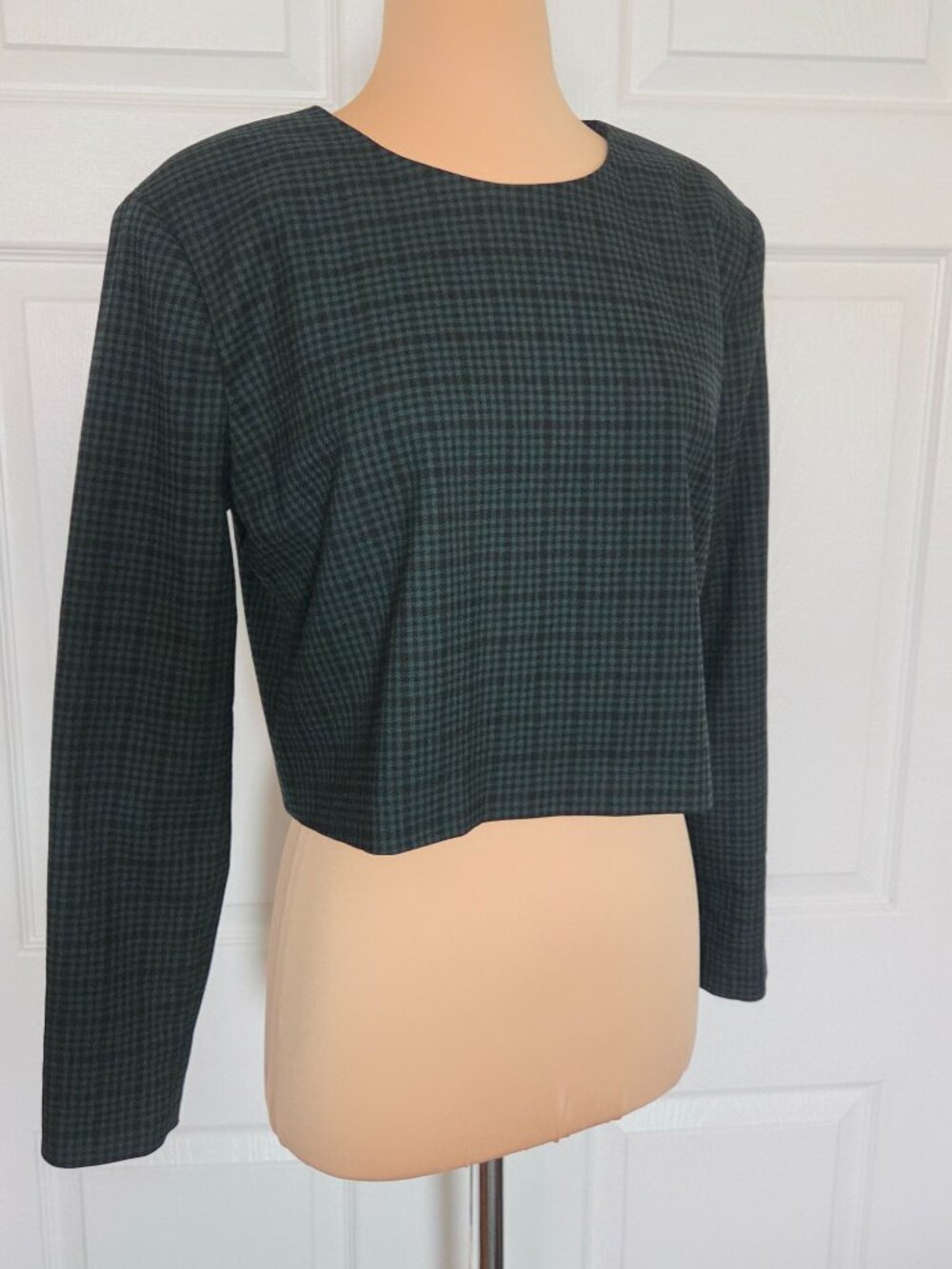 Ann Taylor Dark Green Plaid Long-Sleeve Cropped Jacket Blouse - Picture 3 of 16